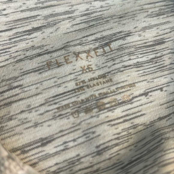 Flexxfit Buttery Soft 4-Way Stretch Leggings - Picture 4 of 5